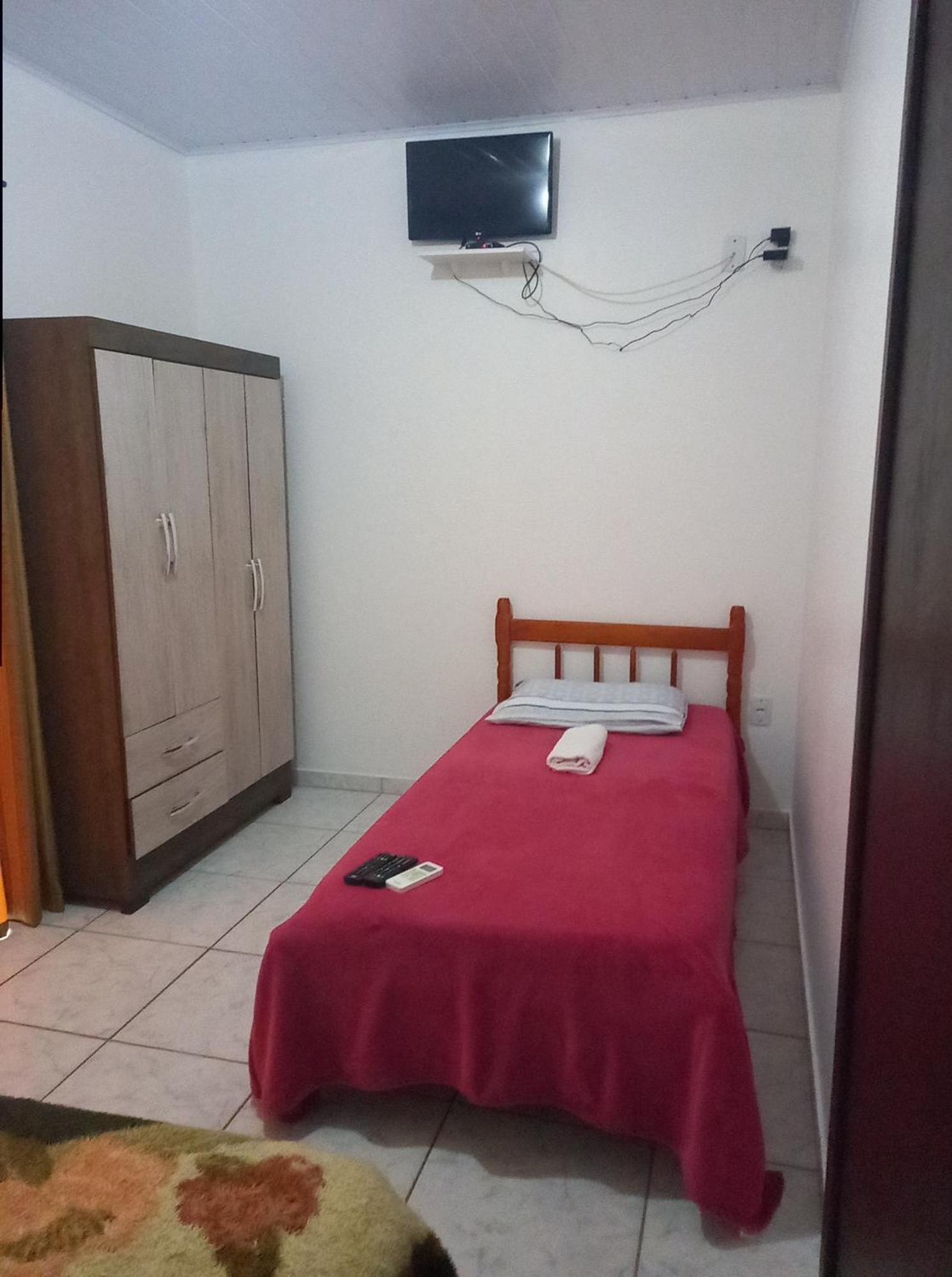 Quitinete Vo Ana Hotel Penha  Værelse billede